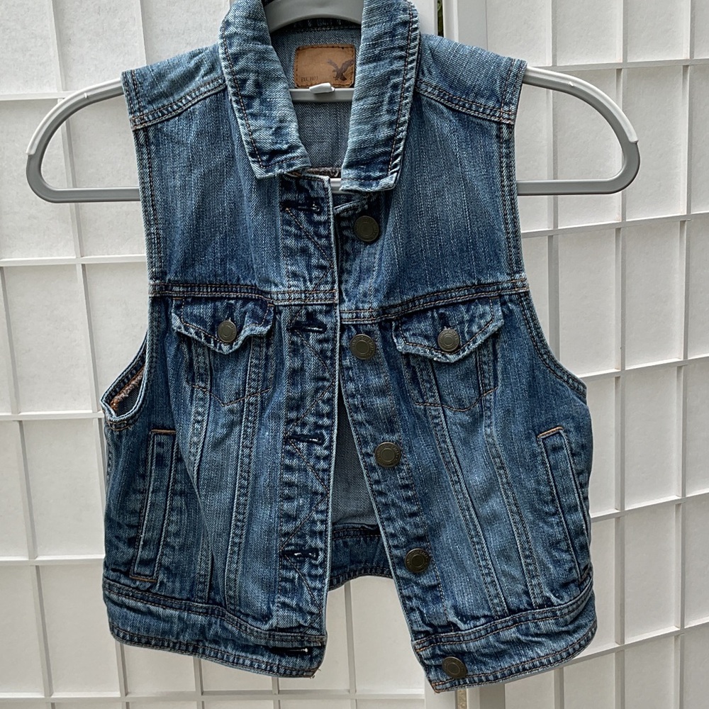 American Eagle Outfitters Blue Denim Vest